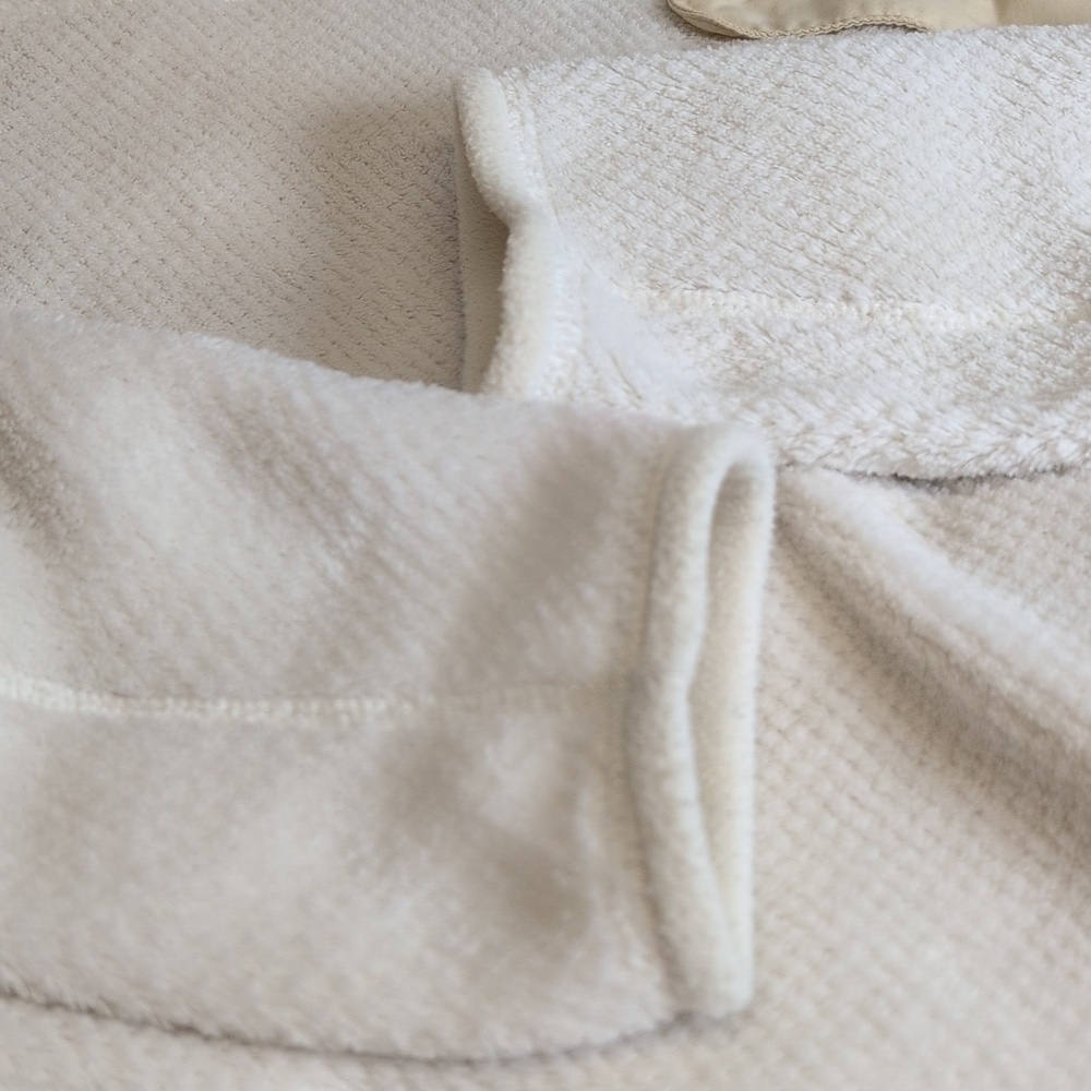 Patagonia Women Re-tool Snap T Fleece Pullover Medium White Raw Linen Fuzzy Sz M - Picture 10 of 10